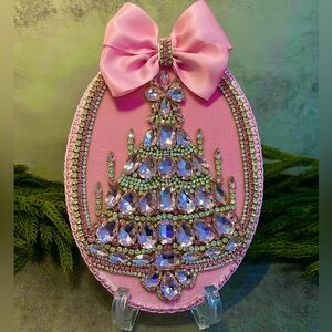 Luxury Handmade Pink Jeweled Rhinestone Ornament | Elegant Oval Wall Art & Decor